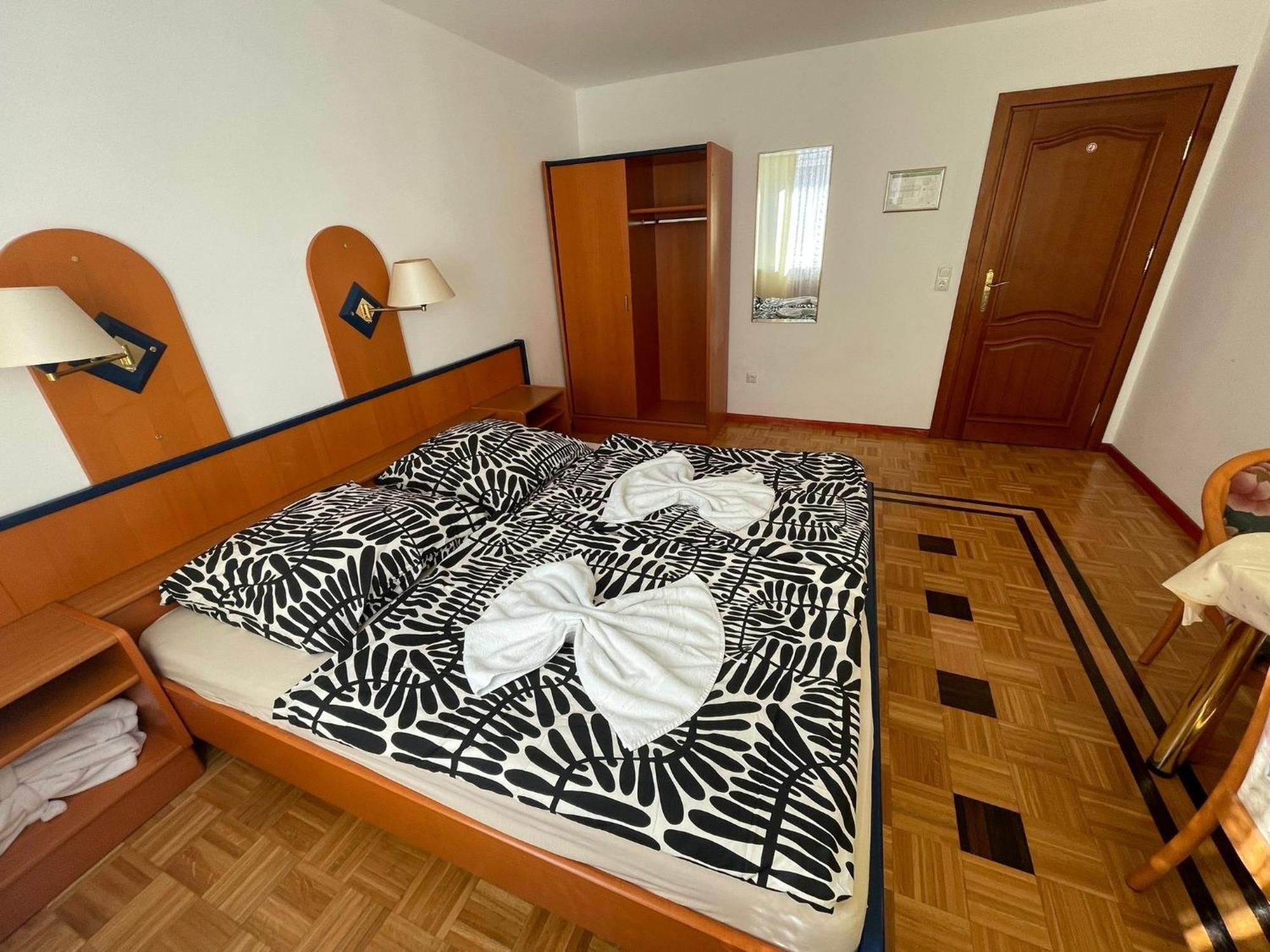 Doppelbett 22